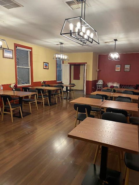 Royal Mail Hotel - Meekatharra - Lightning Ridge Tourism 2