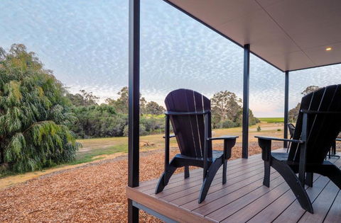 Ruse Estate Retreat Margaret River - Lightning Ridge Tourism 3
