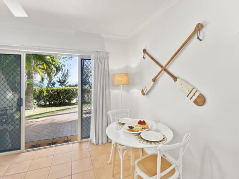 Sails On Horseshoe Apartment 5 - Lightning Ridge Tourism 3