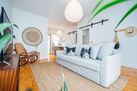 Salt At Arlo Refined Luxury In Glenelg - Lightning Ridge Tourism 1