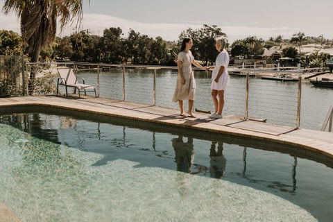 Saltwater Villas - Pet Friendly Accommodation - Lightning Ridge Tourism 1