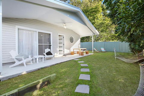 Salty Kisses Holiday House - Lightning Ridge Tourism 0