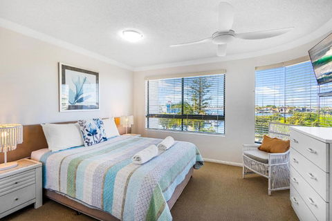 Salty Kisses @ Riverdance - 3 Bedroom Apartment - Lightning Ridge Tourism 2