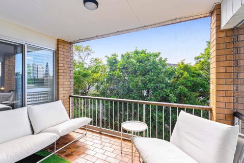 Salty Sea Breeze Apartment 500m To Waters Edge - Lightning Ridge Tourism 3