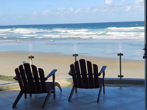 Sanbah-Surf, Views, Beach - Lightning Ridge Tourism 0