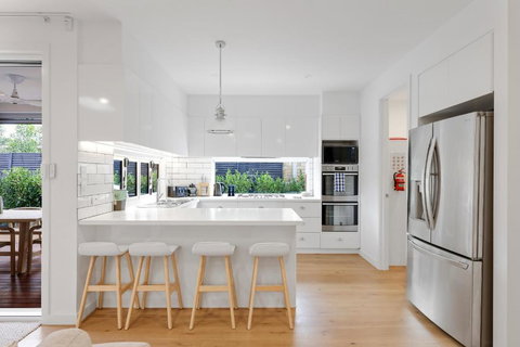 Sanctuary Of Hope By Ready Set Stay - Cowes - Lightning Ridge Tourism 3