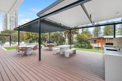 Sandbar Burleigh - Lightning Ridge Tourism 3