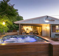 Beachside Cottages - Lightning Ridge Tourism