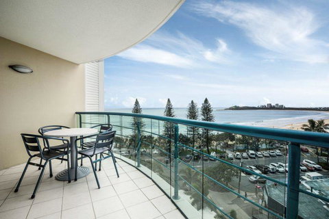 Beachside Mooloolaba Apartment With A View! - Lightning Ridge Tourism 0