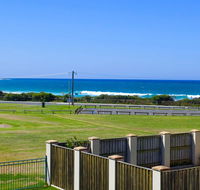 Beachside Retreat - Lightning Ridge Tourism
