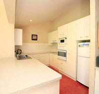 BEACHSIDE VILLA 2 - Lightning Ridge Tourism