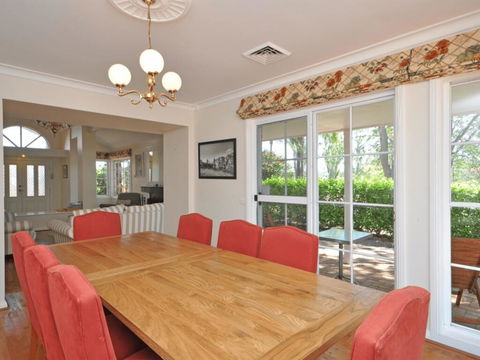 Beggars Bridge Vineyard Homestead W/ Pool + Wifi + Tennis + Vineyard - Lightning Ridge Tourism 1