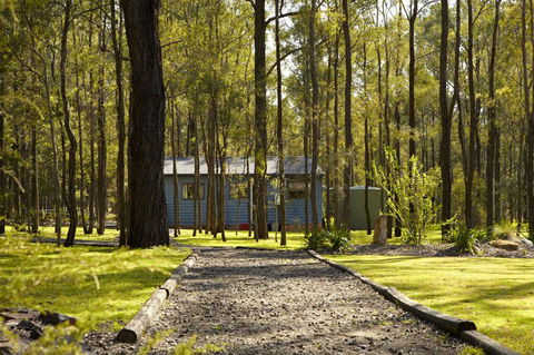 Belford Cottages - Lightning Ridge Tourism 0