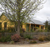 Bella Villa - Lightning Ridge Tourism