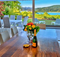 Bella Vista East 3 Luxury Ocean Views Large Flat Grassed Area And Buggy - Lightning Ridge Tourism