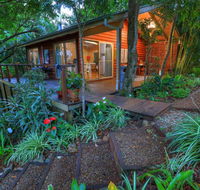 Belle's at Montville - Lightning Ridge Tourism