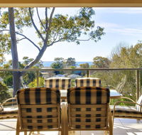 Bellima Beach House' 9 Jackson Close - huge duplex with air con and fabulous views - Lightning Ridge Tourism
