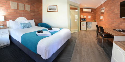 Bendigo Goldfields Motor Inn - Lightning Ridge Tourism 1