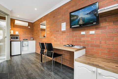 Bendigo Goldfields Motor Inn - Lightning Ridge Tourism 2