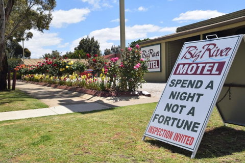 Big River Motel - Lightning Ridge Tourism 0