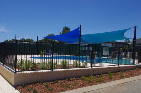 BIG4 Perth Midland Tourist Park - Lightning Ridge Tourism 1