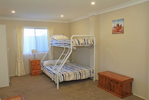 Blissful Paradise At Sussex Inlet - Lightning Ridge Tourism 1
