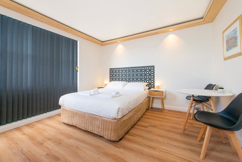 Blue Hills Motel - Lightning Ridge Tourism 0