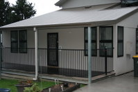 Book Mount Beauty Accommodation Vacations Lightning Ridge Tourism Lightning Ridge Tourism