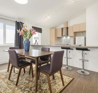 Blue Rosella on Piper - Lightning Ridge Tourism