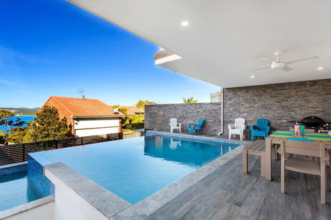 Blue Water Splendour - Infinity Pool And Amazing Views!! - Lightning Ridge Tourism 1