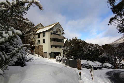 Boali Lodge Thredbo - Lightning Ridge Tourism 0