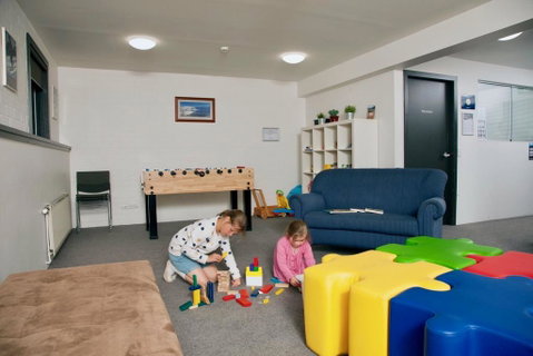 Boali Lodge Thredbo - Lightning Ridge Tourism 3