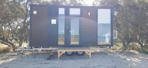 Willalooka Escape By Tiny Away - Lightning Ridge Tourism 0