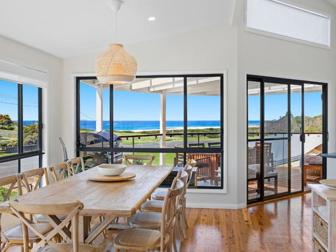 Yabbarra Beach House - Lightning Ridge Tourism 0