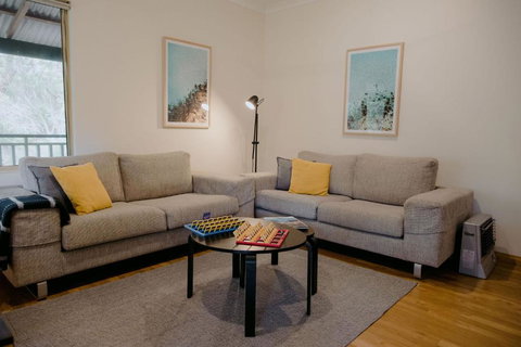 Yallingup Forest Resort - Lightning Ridge Tourism 3