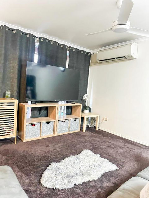 Queen Of The Desert Villa Secure & Gated 2 Bdrm Home - Lightning Ridge Tourism 3