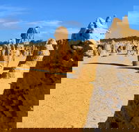 Pinnacles Desert Private Day Tour - Lightning Ridge Tourism