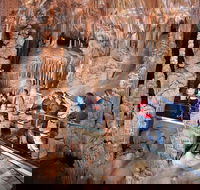 Private Tour Jenolan Caves  Blue Mountains in a day - Lightning Ridge Tourism