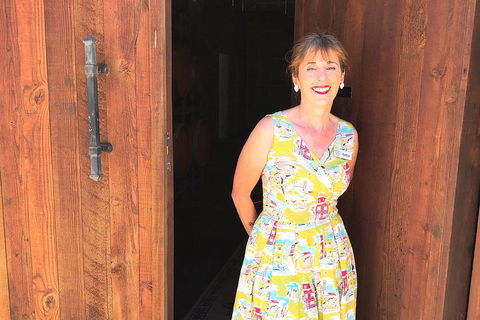 Tipple Of Gin Experience Tour - Lightning Ridge Tourism 0