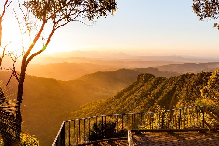  Lightning Ridge Tourism