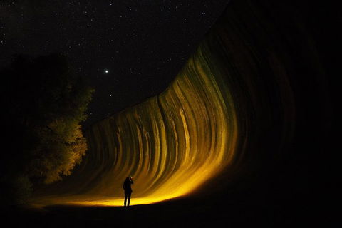 Wave Rock, Wild Flowers And Astro Photography - Lightning Ridge Tourism 0