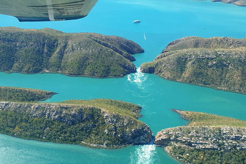 Giant Tides Tour - Cygnet Bay Pearl Farm - Lightning Ridge Tourism 0