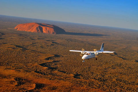 Scenic Flight: Uluru Rock Blast - Lightning Ridge Tourism 3