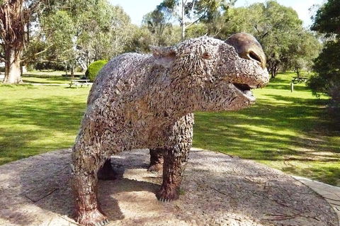 3-Day Private Adelaide To Melbourne Tour - Lightning Ridge Tourism 4