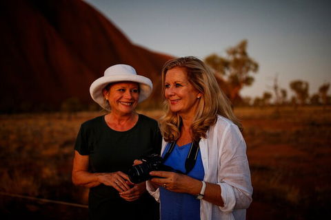 Uluru Sunrise And Guided Base Walk - Lightning Ridge Tourism 4