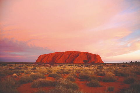 Uluru (Ayers Rock) And Kings Canyon In 3 Days - Lightning Ridge Tourism 0