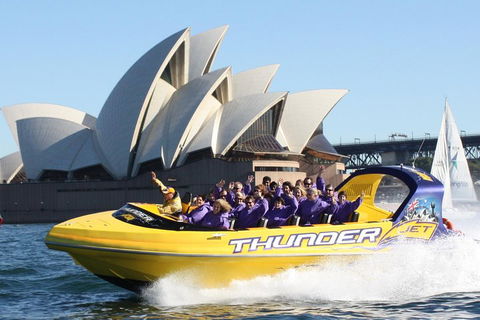 30-Minute Sydney Harbour Jet Boat Ride: Thunder Twist - Lightning Ridge Tourism 3
