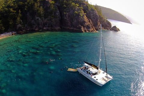 Sail, Snorkel, SUP & Kayak Charter Whitsundays - Lightning Ridge Tourism 2