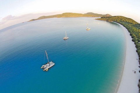 Sail, Snorkel, SUP & Kayak Charter Whitsundays - Lightning Ridge Tourism 5