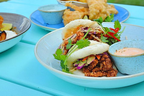 Gourmet Lunch Tour In Darwin Sundays 3-Hours - Lightning Ridge Tourism 0